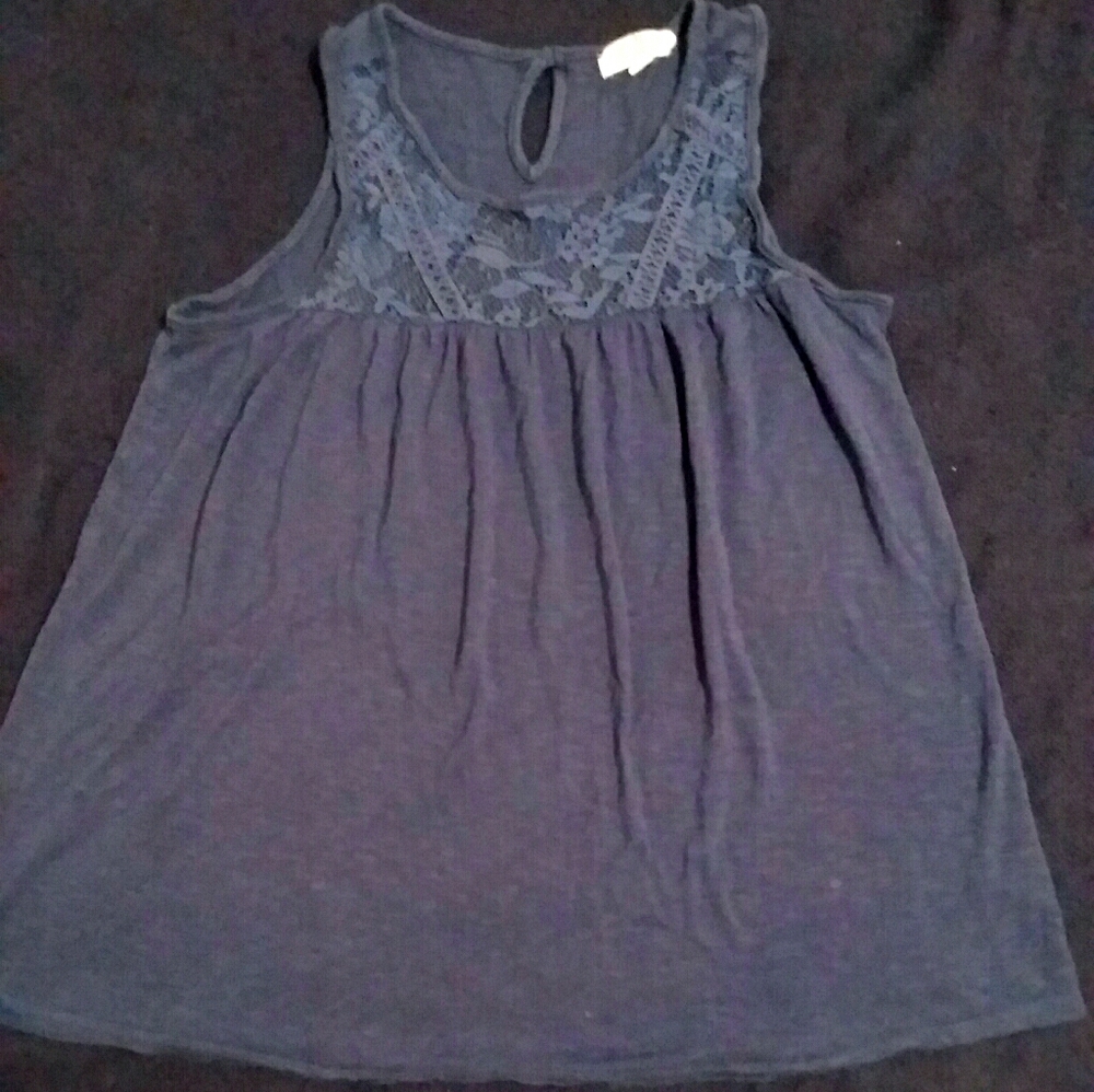 Blue sleevless top/blouse